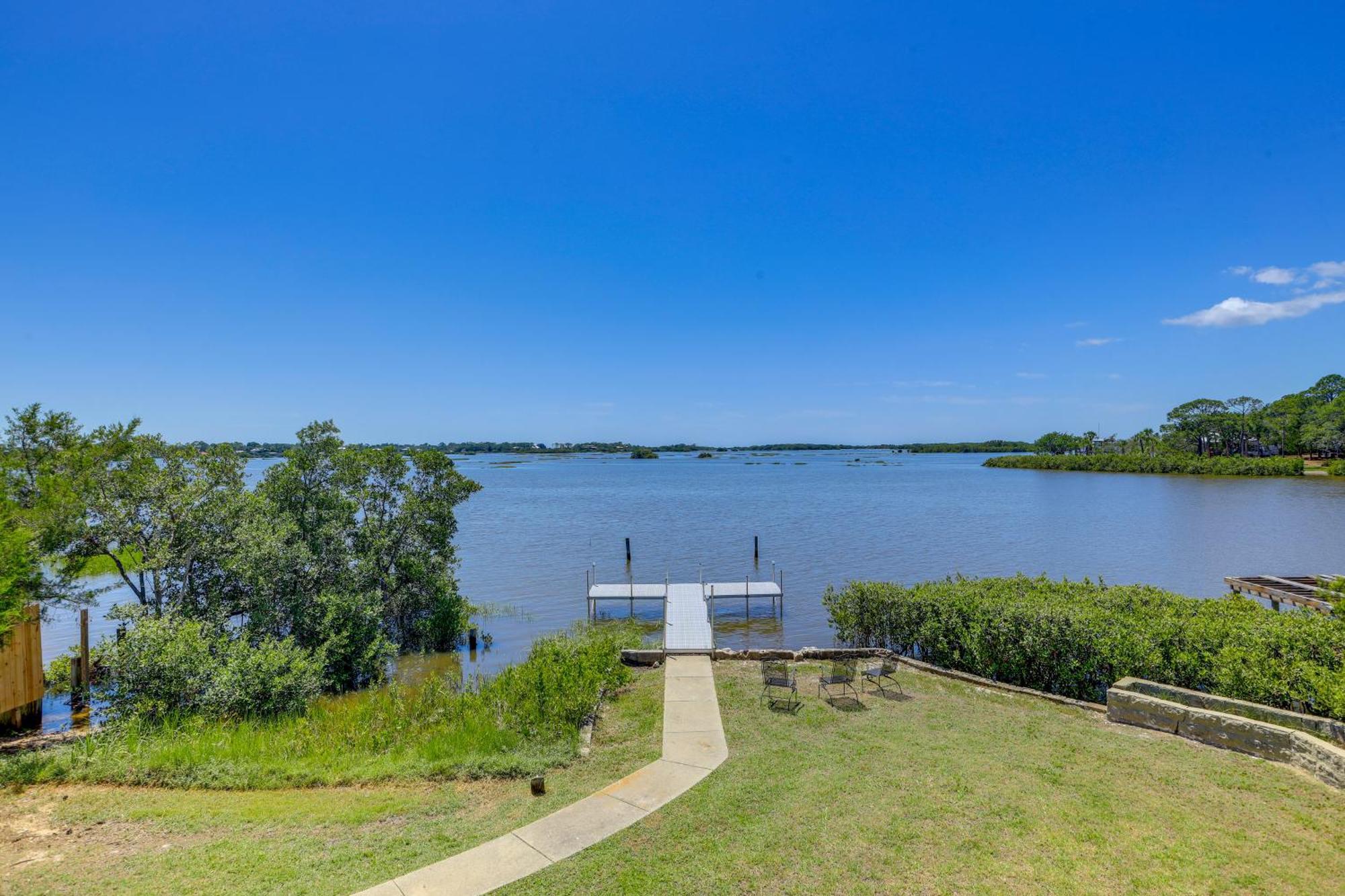Waterfront Duplex With Dock And Views Near Town! Cedar Key